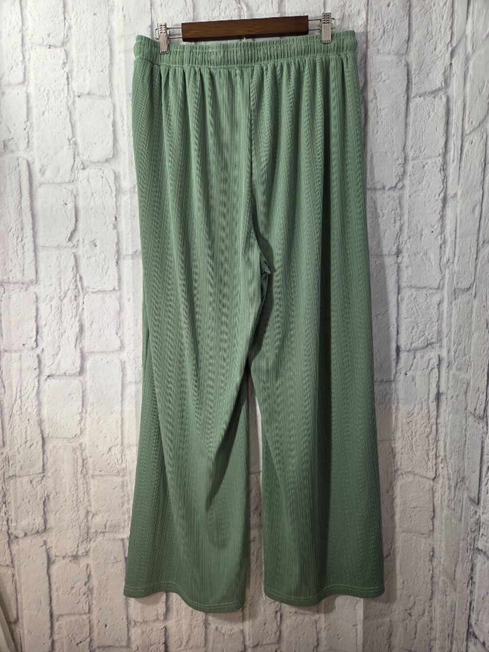 Cider 0XL Olive Sage Green Drawstring Pleated Flowing Silhouette Wide Leg Pants - Picture 5 of 10
